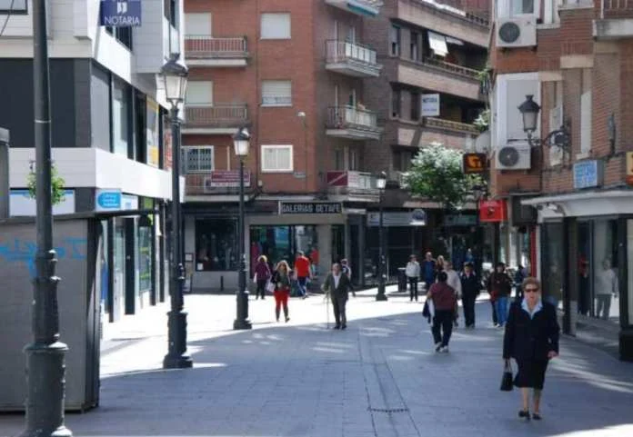 Ni rastro de los 300.000 € que prometió la alcaldesa a los comerciantes de Alcorcón