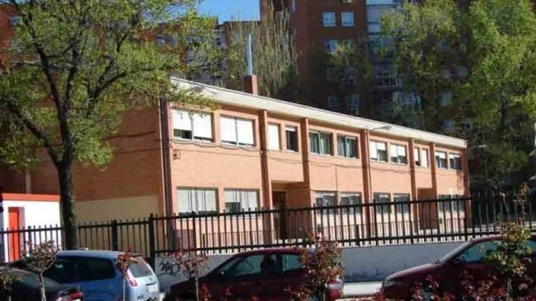 EL AYUNTAMIENTO DE ALCORCÓN ELIMINA LOS FONDOS PARA MANTENER LOS COLEGIOS EN LA CIUDAD