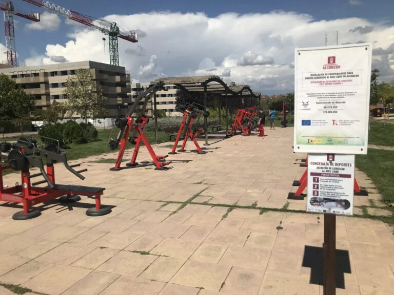 EL PARTIDO POPULAR DE ALCORCÓN APUESTA POR LA SEGURIDAD DE LOS GIMNASIOS AL AIRE LIBRE EN PARQUES MUNICIPALES