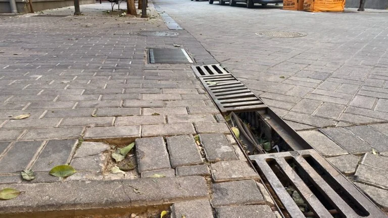 EL PARTIDO POPULAR PROPONE UN “PLAN DE CHOQUE” URGENTE PARA LA RENOVACIÓN DE LAS ACERAS Y PAVIMENTOS DE ALCORCÓN 