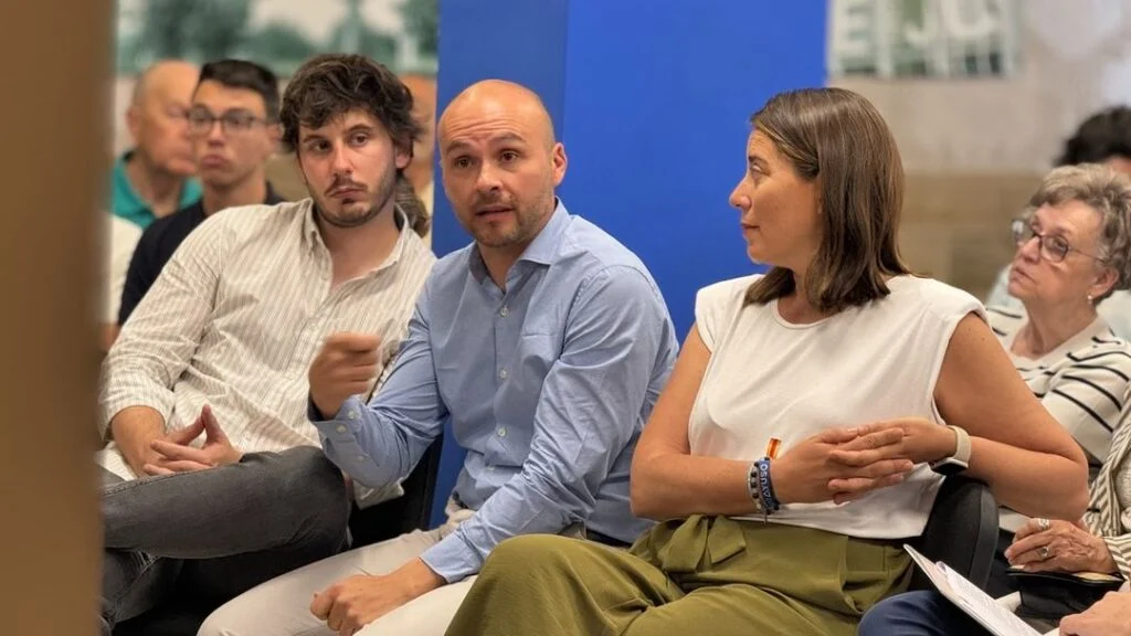 “Gobierno de Isabel Díaz Ayuso: 2 Millones de Euros vs Ayuntamiento de Alcorcón: 0”. La educación de nuevo a debate en la se…