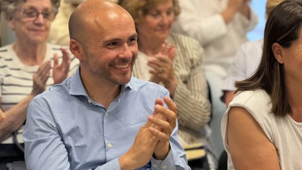 “Gobierno de Isabel Díaz Ayuso: 2 Millones de Euros vs Ayuntamiento de Alcorcón: 0”. La educación de nuevo a debate en la se…