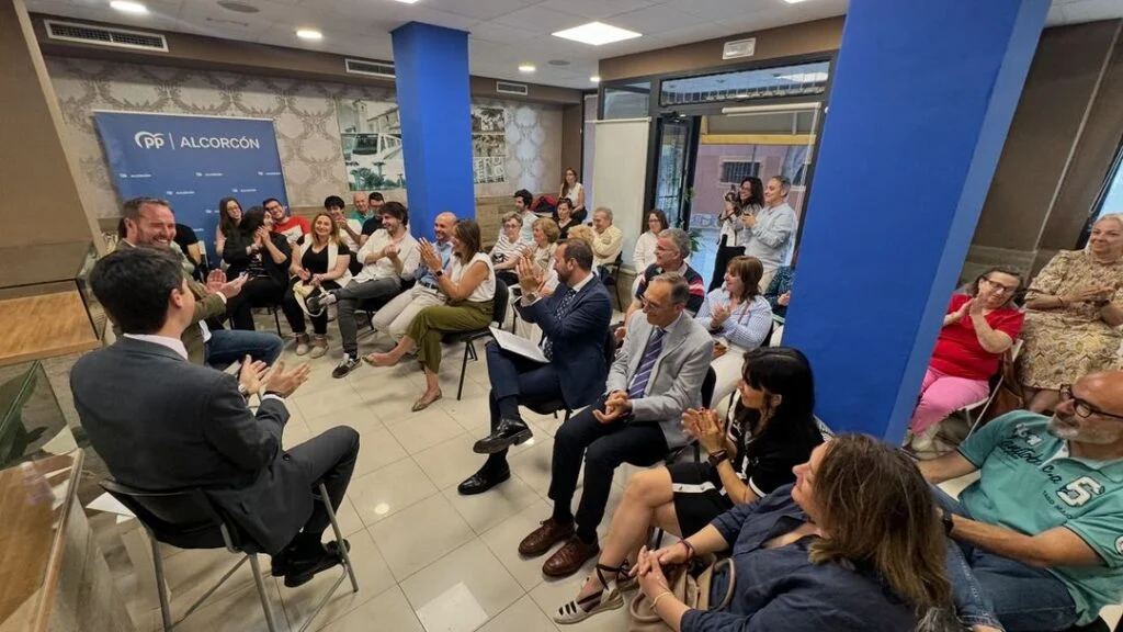 “Gobierno de Isabel Díaz Ayuso: 2 Millones de Euros vs Ayuntamiento de Alcorcón: 0”. La educación de nuevo a debate en la se…