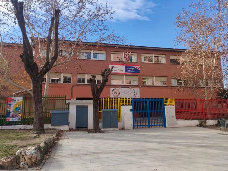 EL AYUNTAMIENTO DE ALCORCÓN RECORTA DRÁSTICAMENTE LA OFERTA DE CAMPAMENTOS ESCOLARES DE VERANO Y AUMENTA LOS COSTES PARA LAS FAMILIAS 