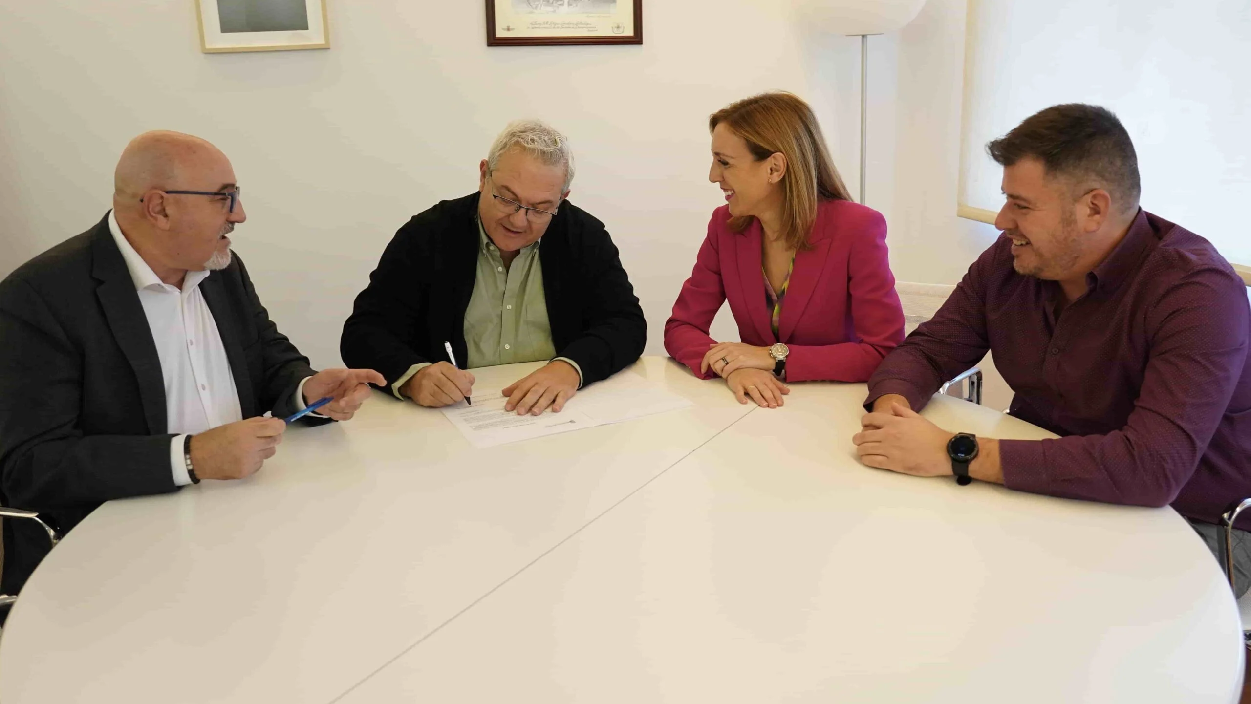 Candelaria Testa veta la comparecencia de su mano derecha Pedro Moreno Ródenas en el Pleno