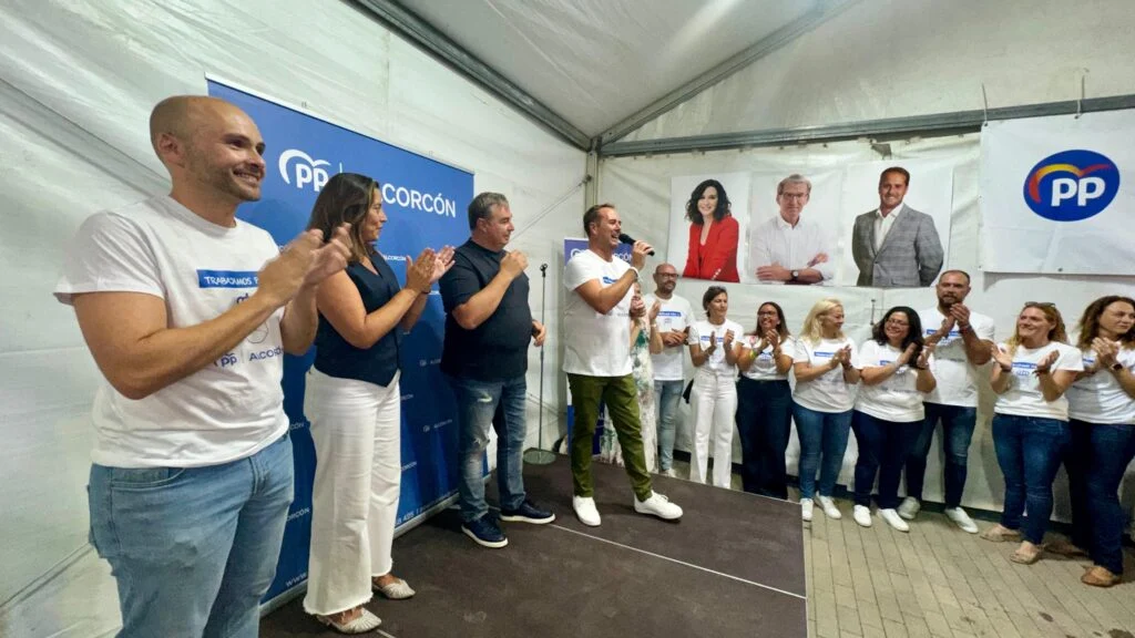 Éxito del Día del Afiliado en la Caseta del PP de Alcorcón