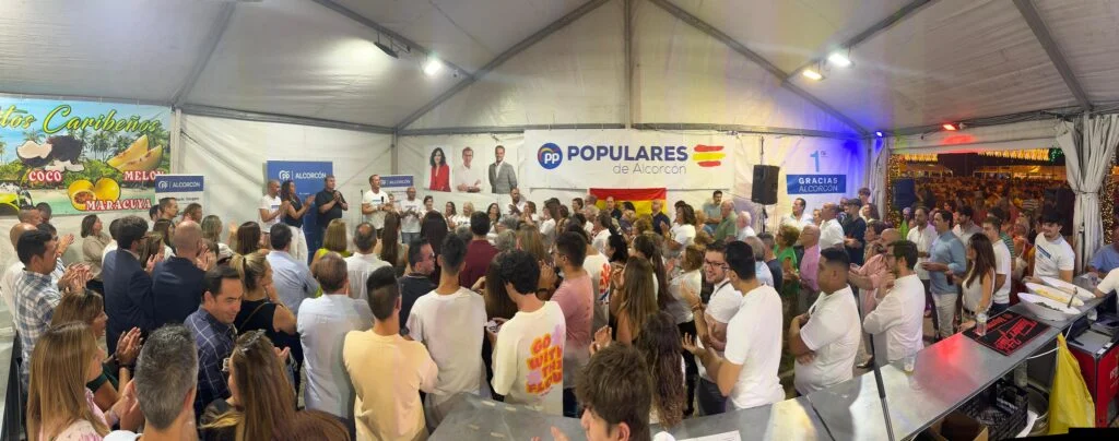 Éxito del Día del Afiliado en la Caseta del PP de Alcorcón