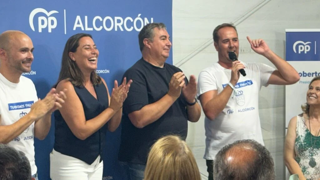 Éxito del Día del Afiliado en la Caseta del PP de Alcorcón