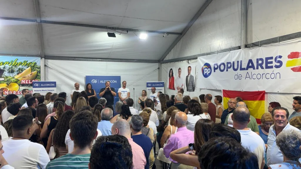 Éxito del Día del Afiliado en la Caseta del PP de Alcorcón