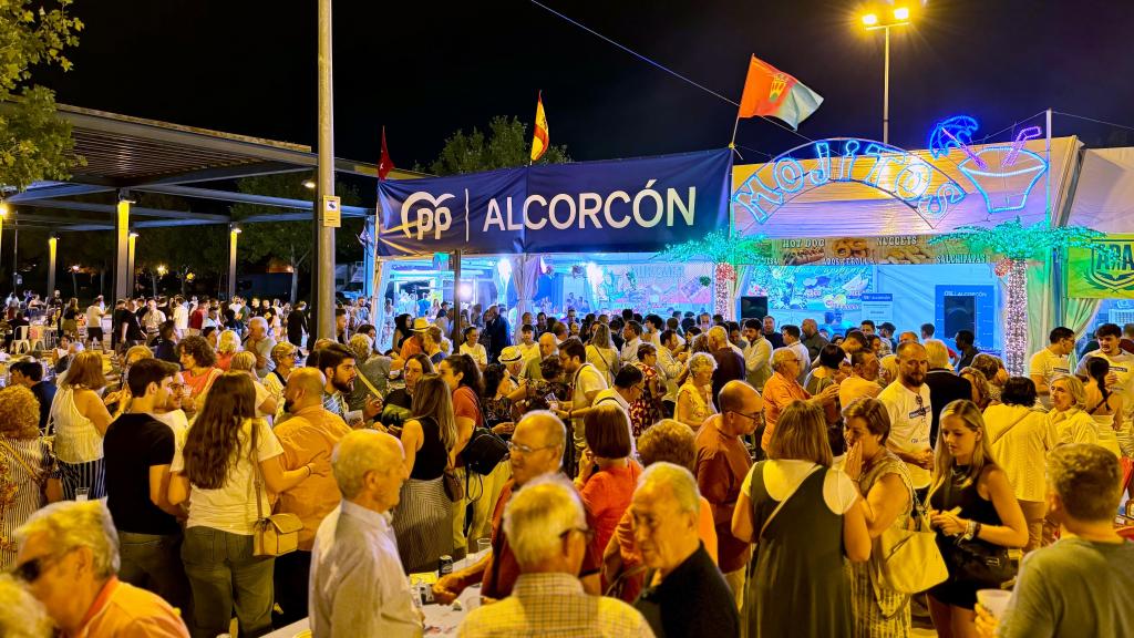 Éxito del Día del Afiliado en la Caseta del PP de&nbsp;Alcorcón