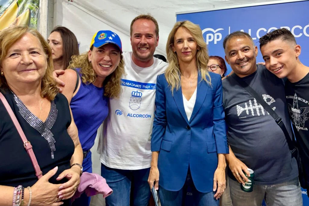 Cayetana Álvarez de Toledo en la Caseta del PP de Alcorcón: “Vamos a llegar hasta el final, llegar a la libertad definitiva …