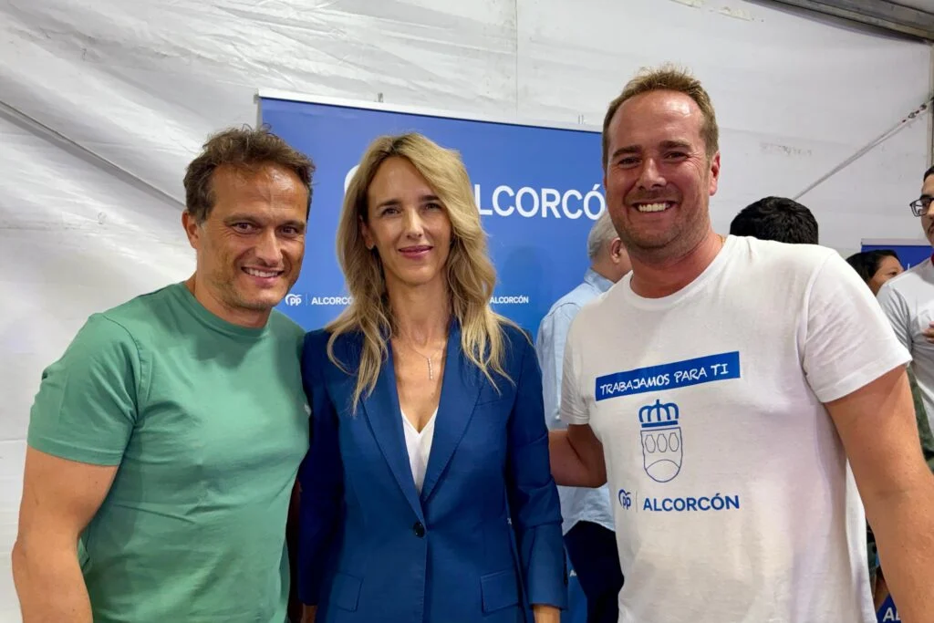 Cayetana Álvarez de Toledo en la Caseta del PP de Alcorcón: “Vamos a llegar hasta el final, llegar a la libertad definitiva …