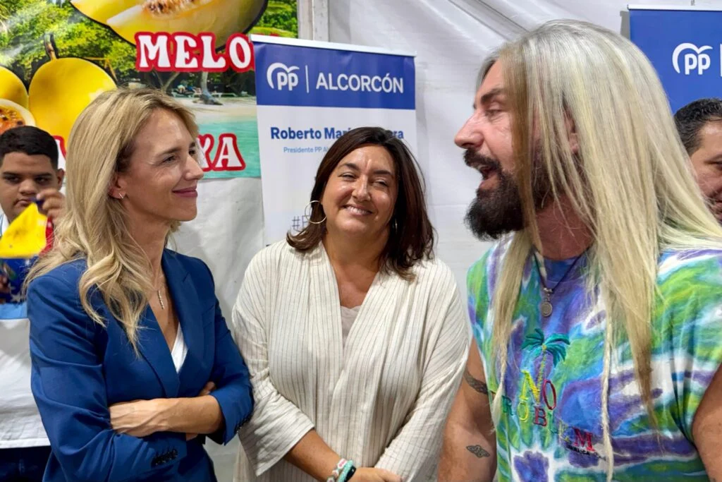 Cayetana Álvarez de Toledo en la Caseta del PP de Alcorcón: “Vamos a llegar hasta el final, llegar a la libertad definitiva …