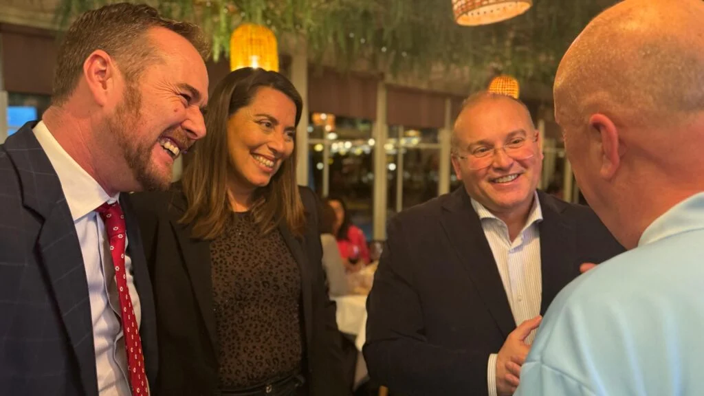 El Partido Popular de Alcorcón celebra su tradicional encuentro navideño reafirmando su compromiso político y social con la …