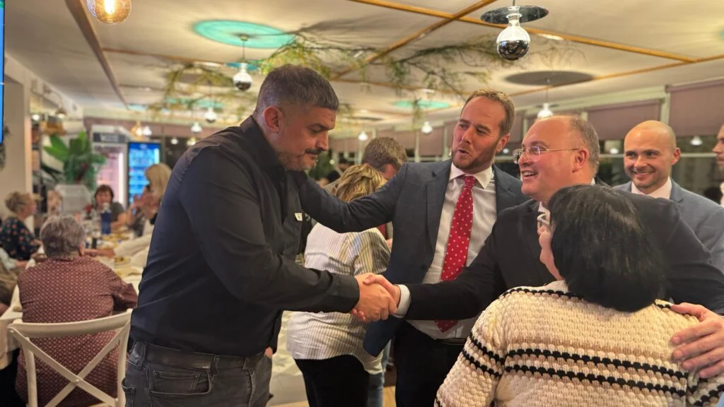 El Partido Popular de Alcorcón celebra su tradicional encuentro navideño reafirmando su compromiso político y social con la …