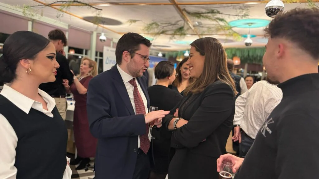 El Partido Popular de Alcorcón celebra su tradicional encuentro navideño reafirmando su compromiso político y social con la …