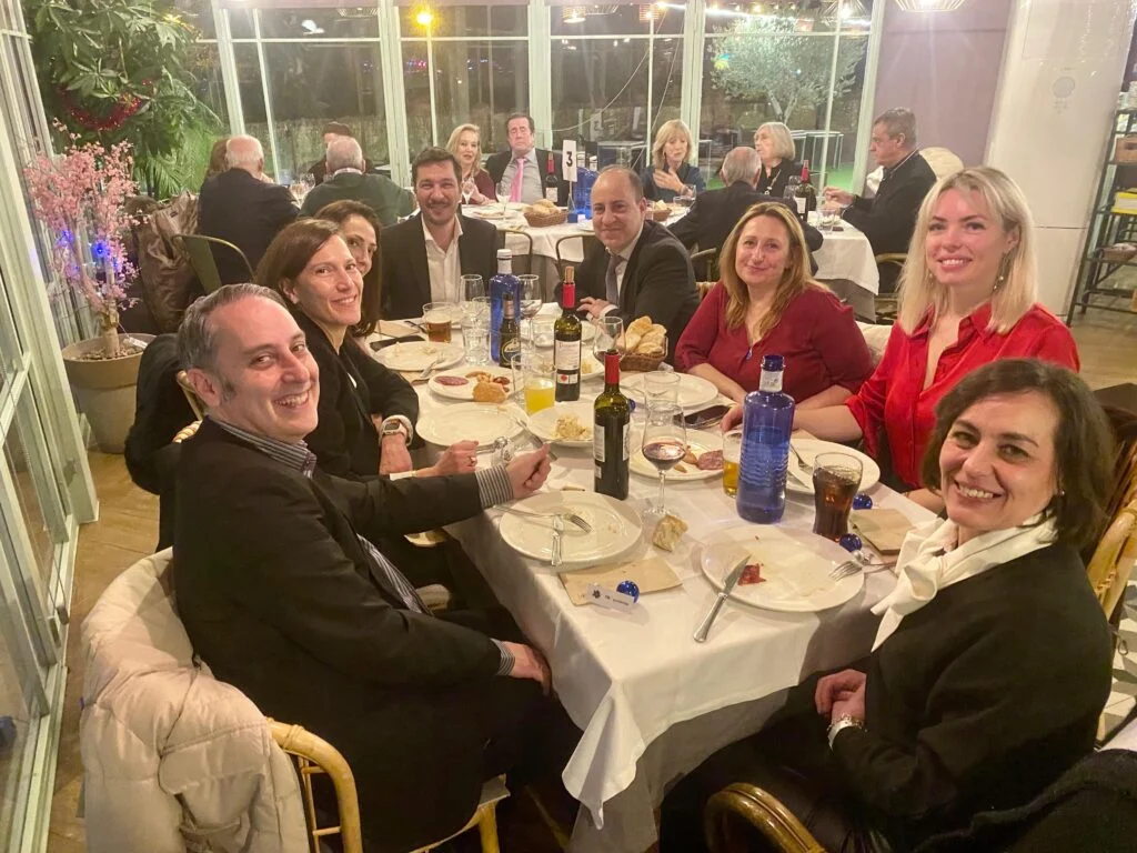 El Partido Popular de Alcorcón celebra su tradicional encuentro navideño reafirmando su compromiso político y social con la …