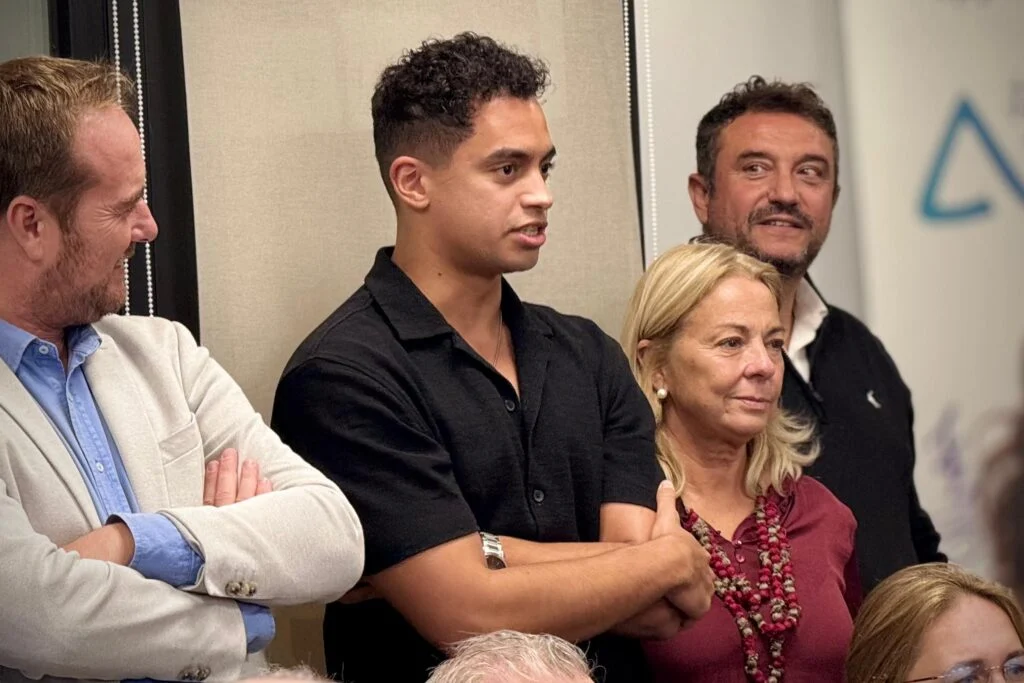 “España ante una encrucijada”: reflexiones de Gabriel Elorriaga en la Sede del PP de Alcorcón