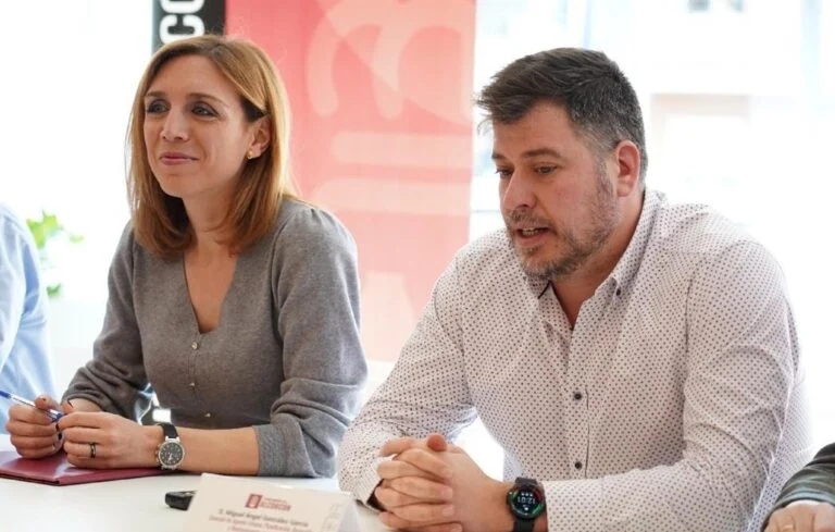 LA ALCALDESA VOTA NO A DOTAR DE COBERTURA A LAS RETAMAS Y A UNA RESIDENCIA DE MAYORES