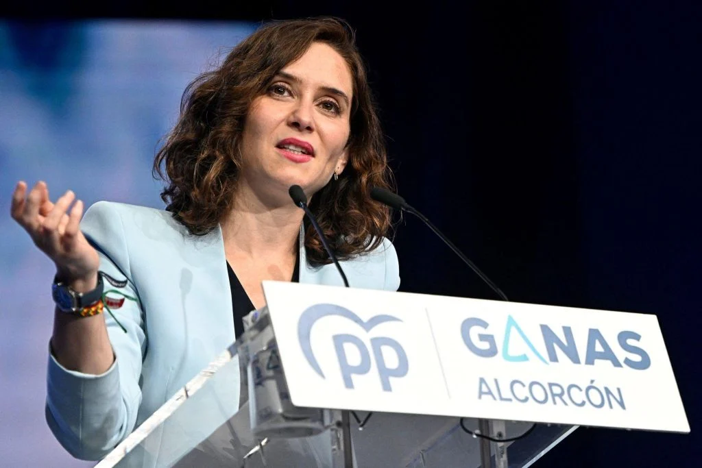 AYUSO ANUNCIA PARA ALCORCÓN MÁS METRO, MÁS VIVIENDA, UNA NUEVA RESIDENCIA Y MÁS INVESTIGACIÓN SANITARIA